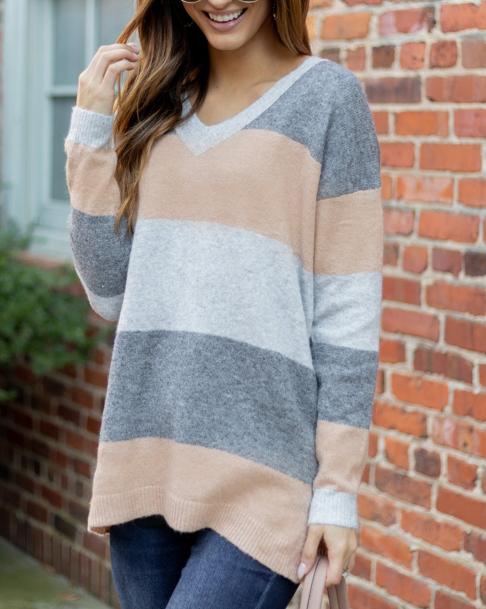 Scoop neck outlet color block sweaters